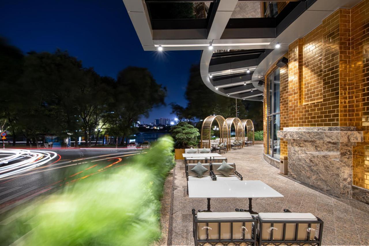 Dolce By Wyndham Hanoi Golden Lake Exterior photo
